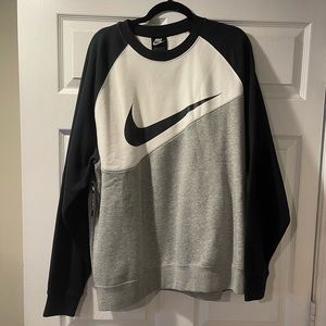 Mens Nike crewneck